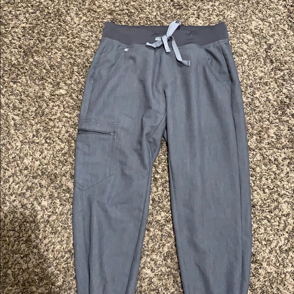 FIGS Grey Jogger Scrub Pants